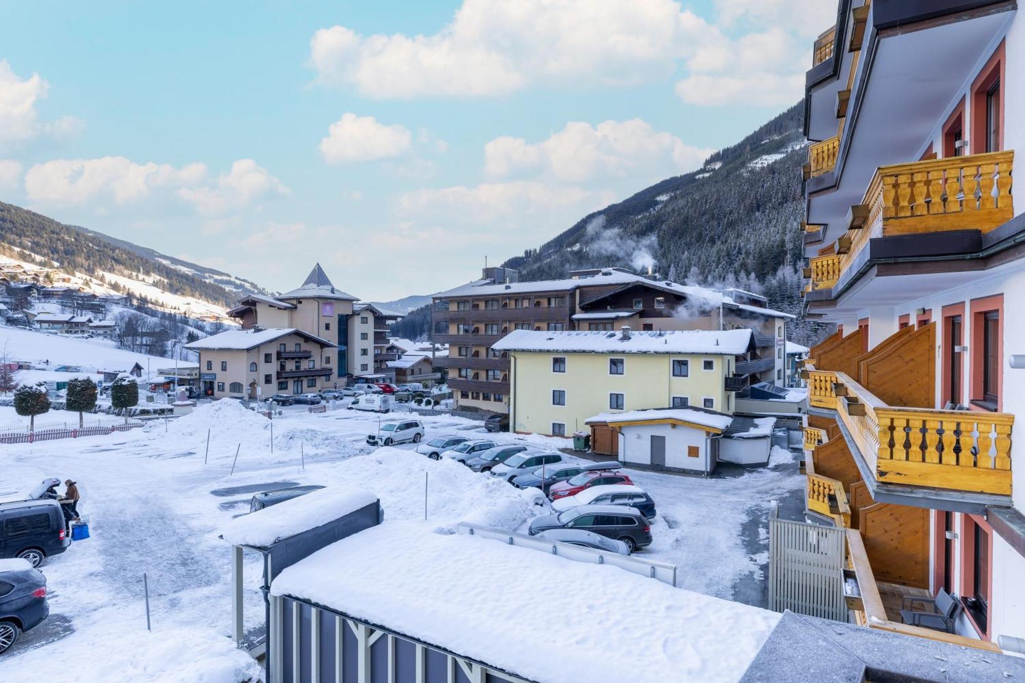 Jufa Alpenhotel Saalbach 외부 사진