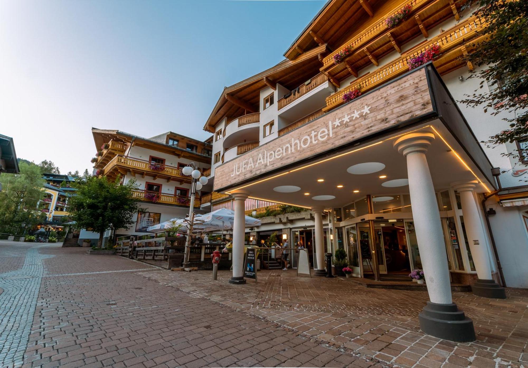 Jufa Alpenhotel Saalbach 외부 사진